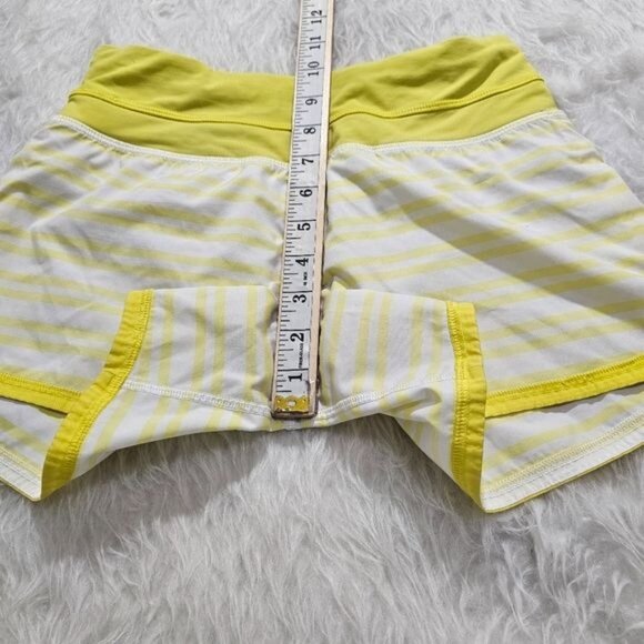 Lululemon Groovy Run Short Twin Stripe Sizzle Lightweight Tulip Hem Lined Small - Picture 4 of 13